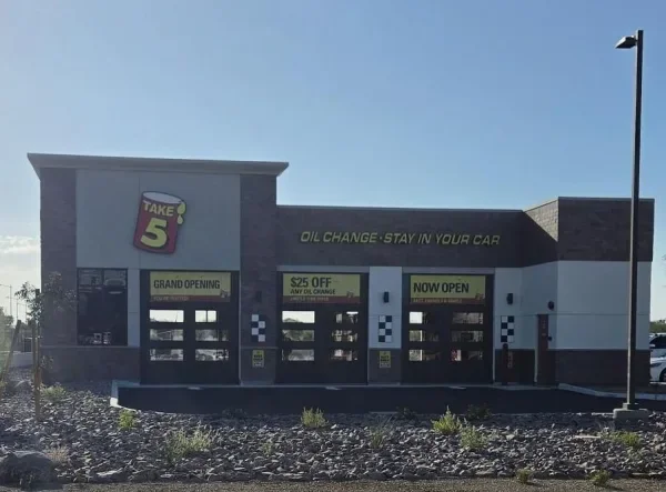 Take 5 Oil Change Accelerates Arizona Expansion with Three New West Valley Locations