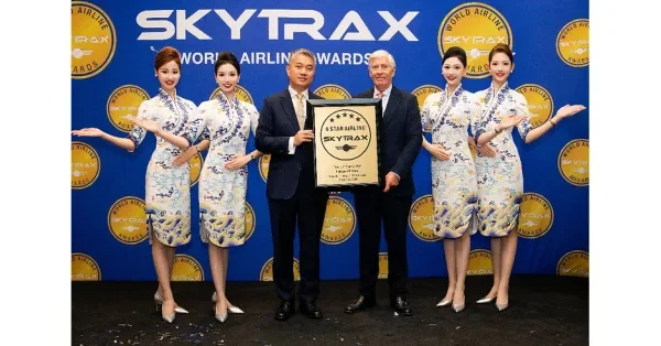 Hainan Airlines Retains SKYTRAX Five-Star Rating for 15th Consecutive Year, and Ranks among the Skytrax World's Best Airlines Top 10 List